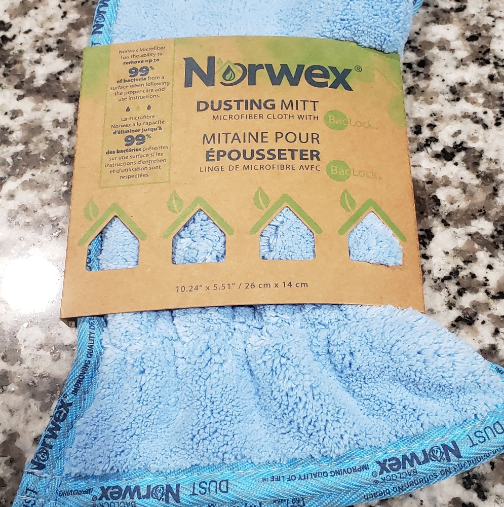 Norwex dusting mitt
